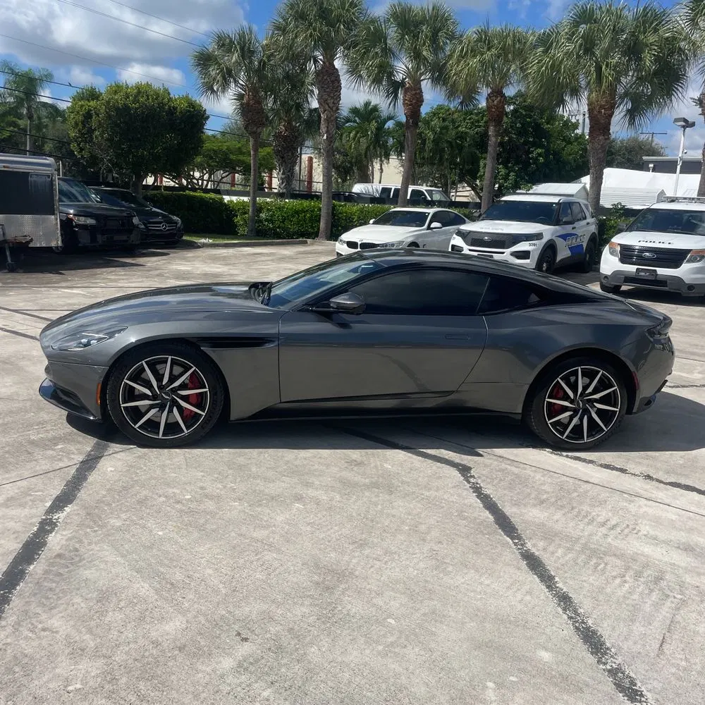 2018 Aston Martin DB11 Base