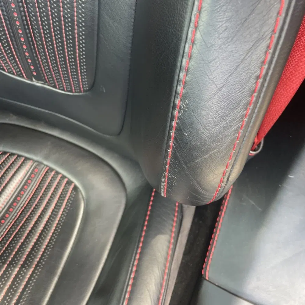 2018 Aston Martin DB11 Base