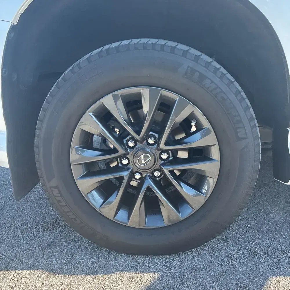 2023 Lexus GX 460 Base
