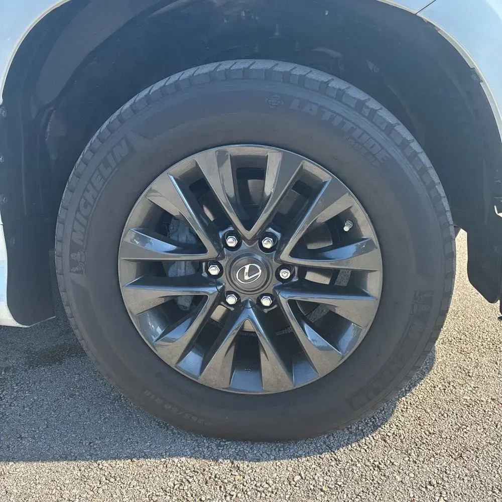 2023 Lexus GX 460 Base