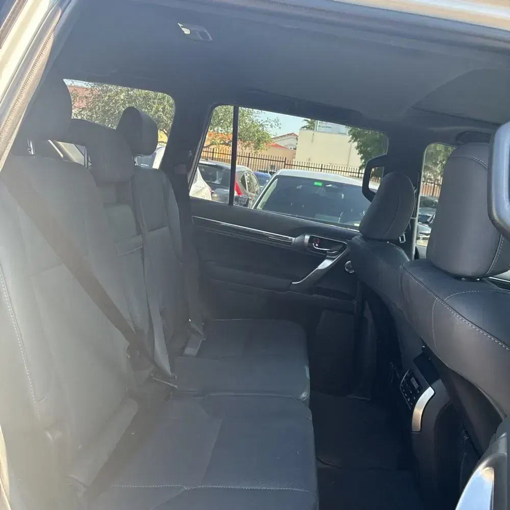2023 Lexus GX 460 Base