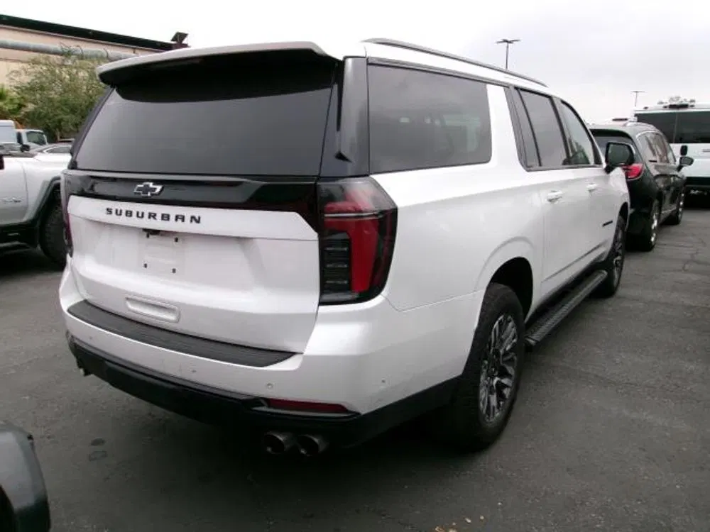 2025 Chevrolet Suburban Z71