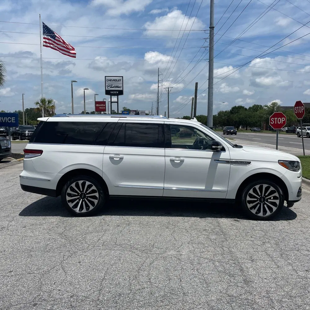 2024 Lincoln Navigator L Reserve