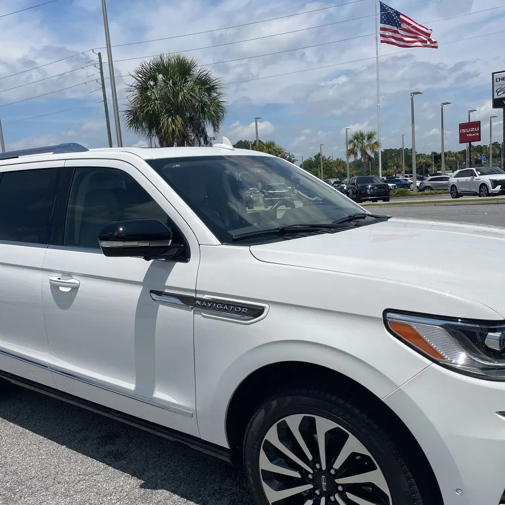 2024 Lincoln Navigator L Reserve