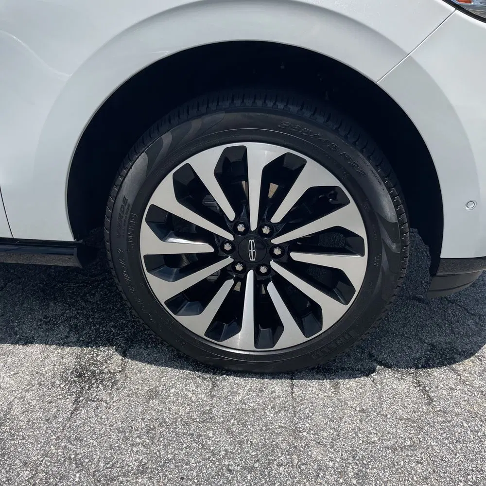 2024 Lincoln Navigator L Reserve