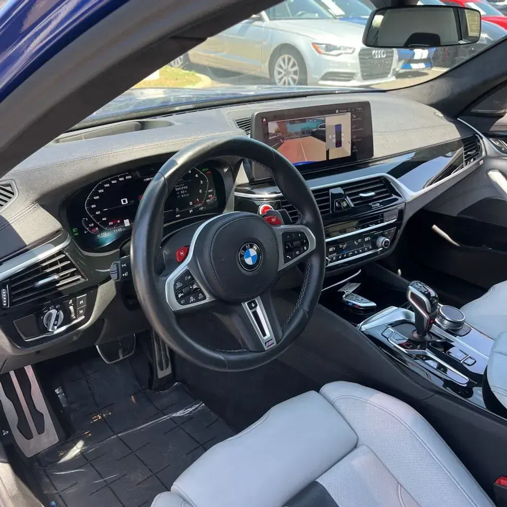 2022 BMW M5 Base