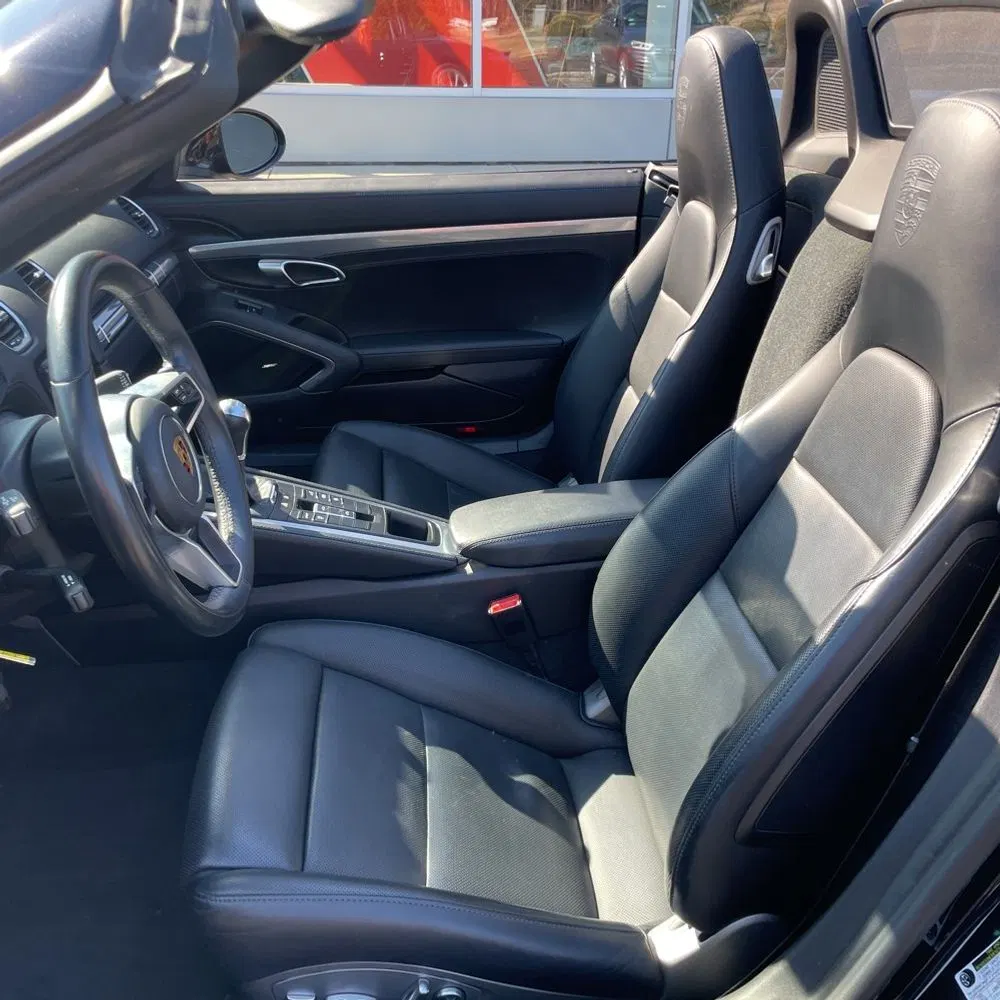 2022 Porsche 718 Boxster S