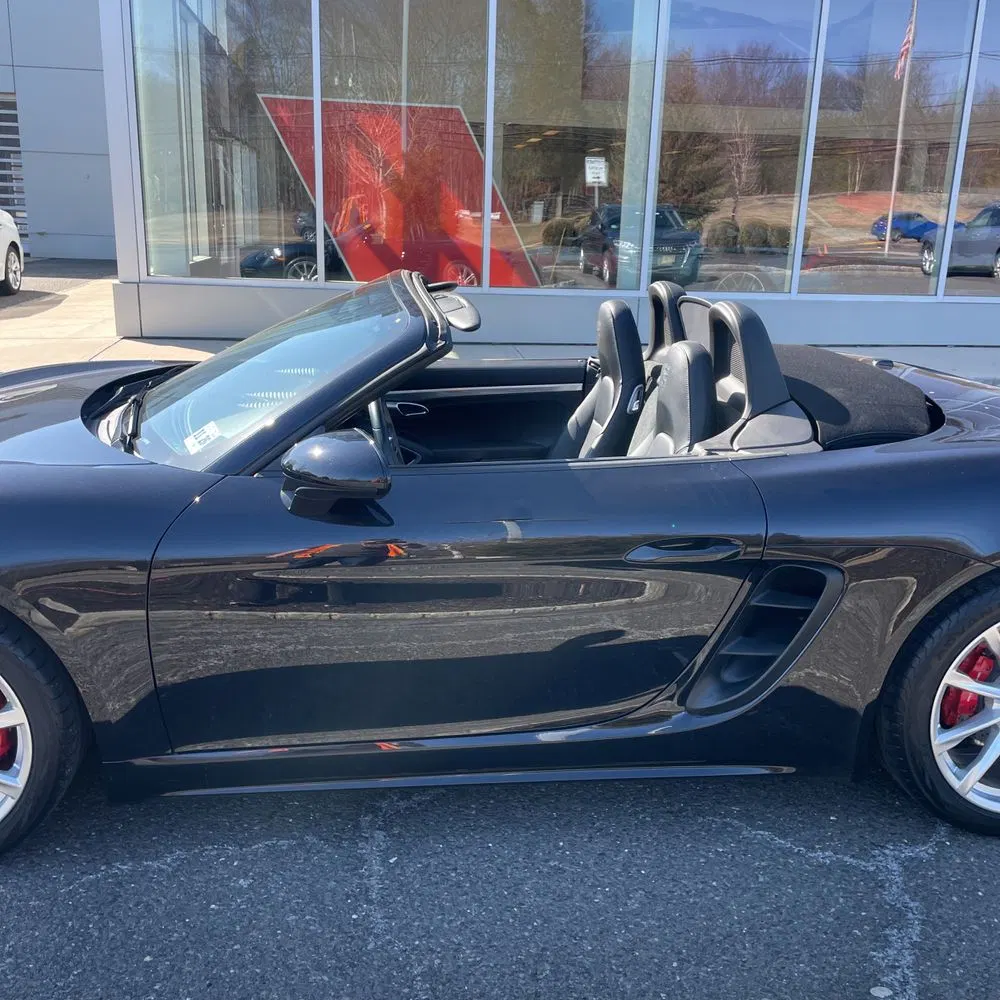 2022 Porsche 718 Boxster S