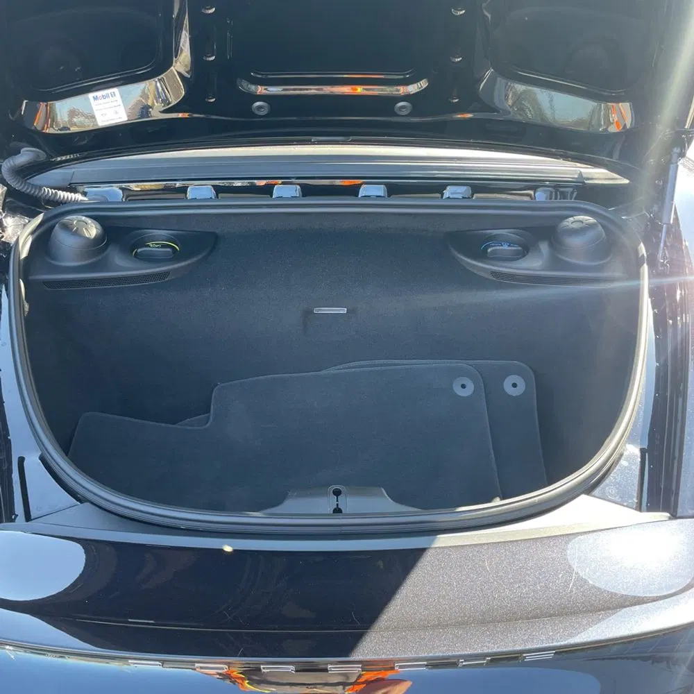 2022 Porsche 718 Boxster S