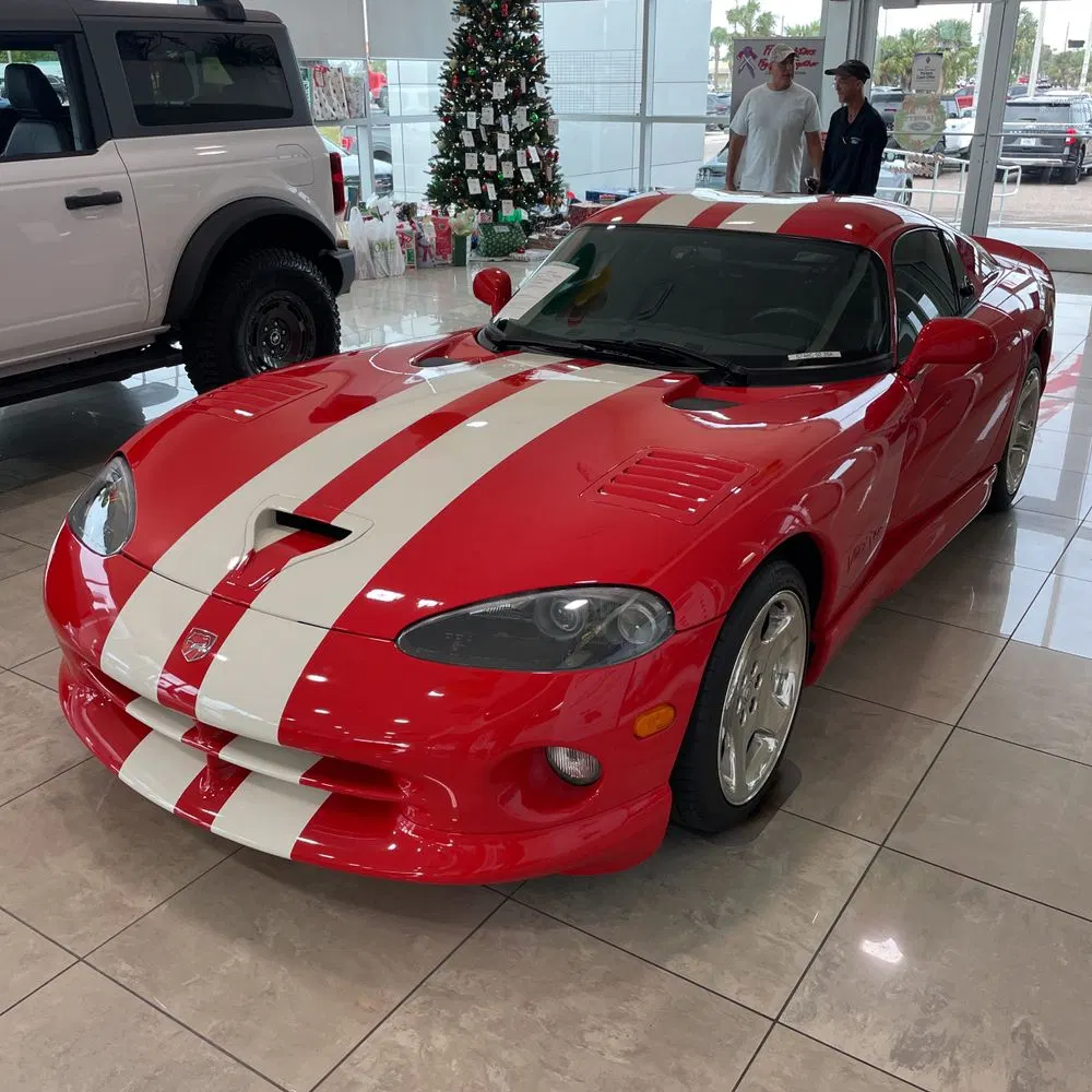 2002 Dodge Viper GTS