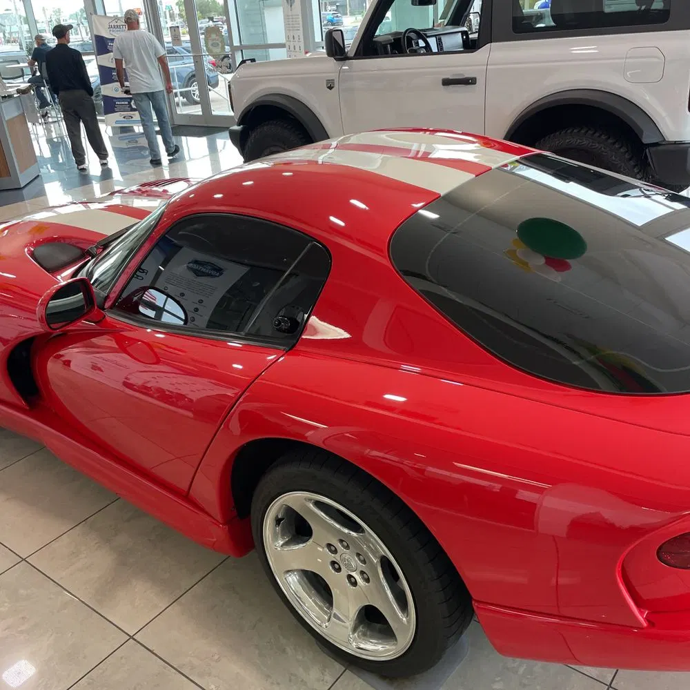 2002 Dodge Viper GTS