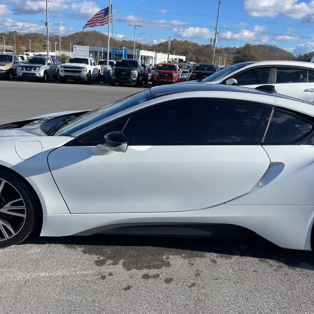 2017 BMW i8