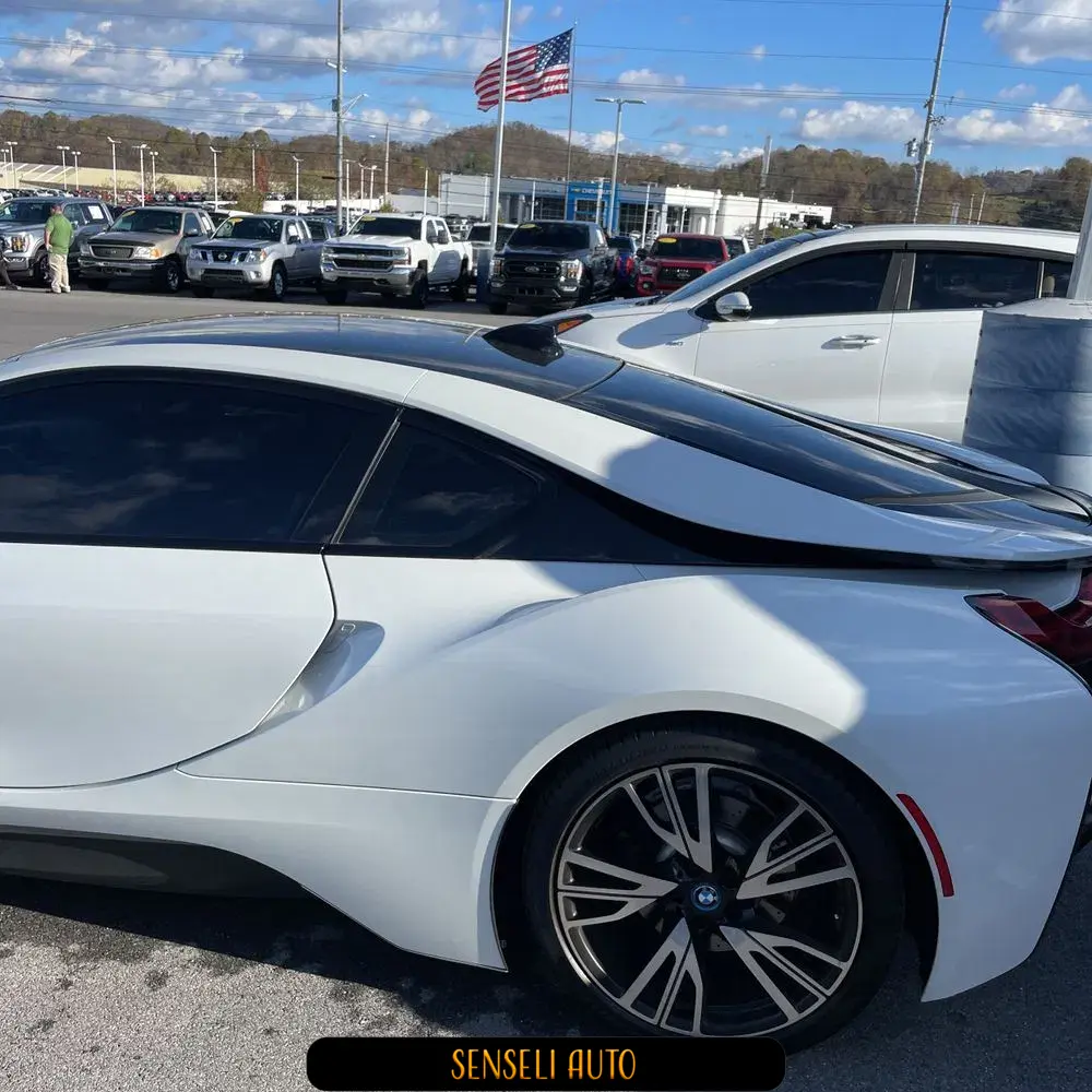 2017 BMW i8