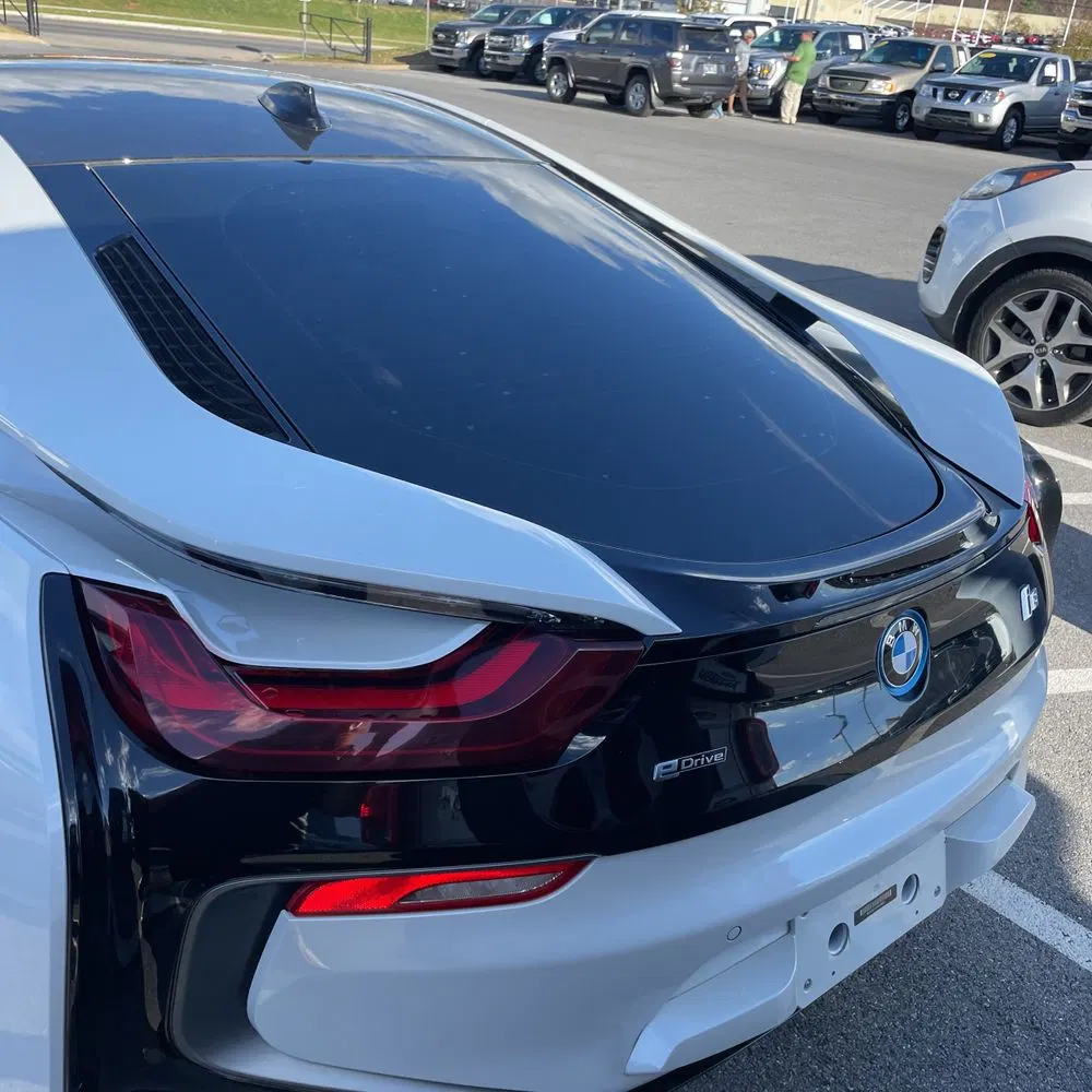 2017 BMW i8