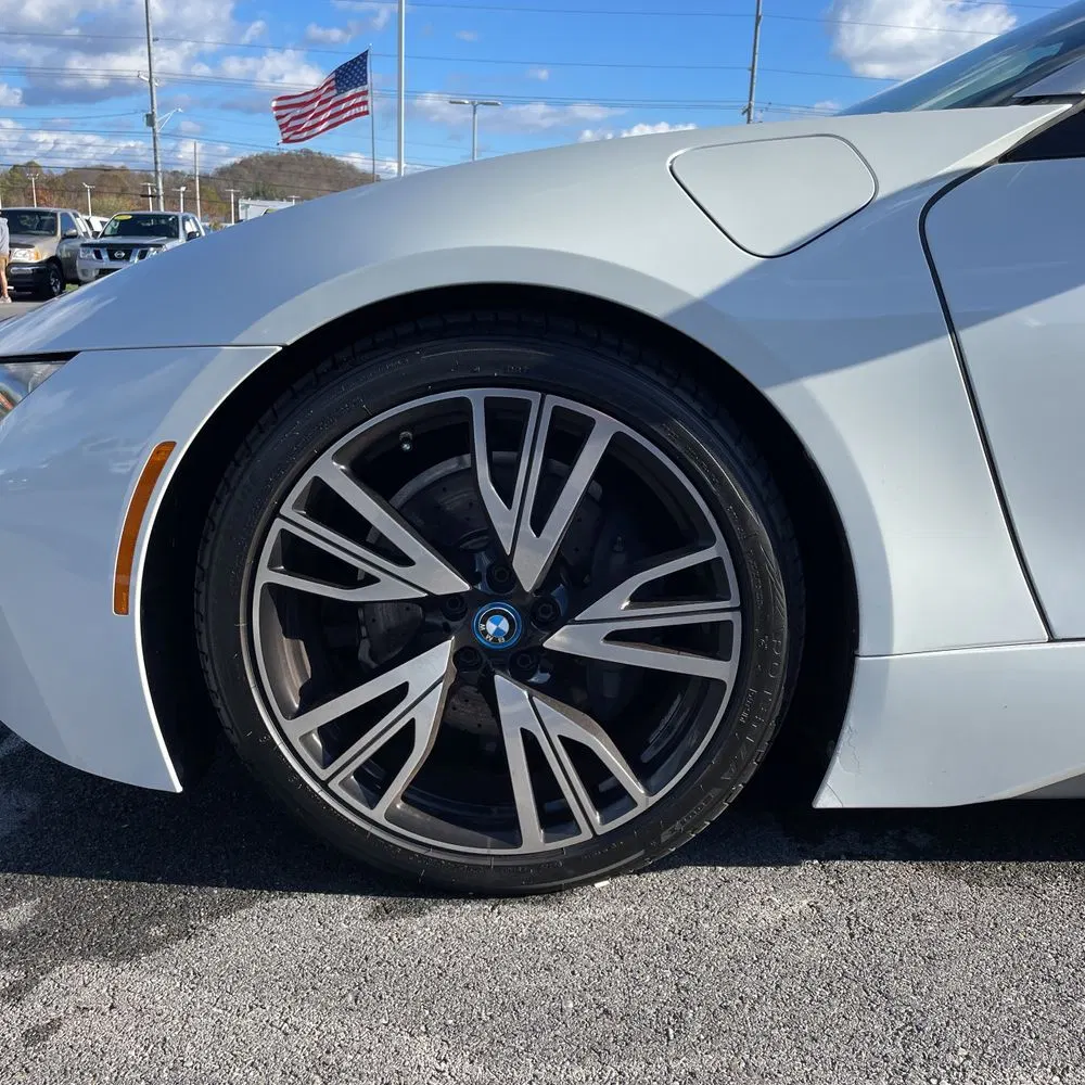 2017 BMW i8