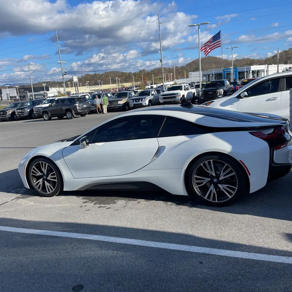 2017 BMW i8