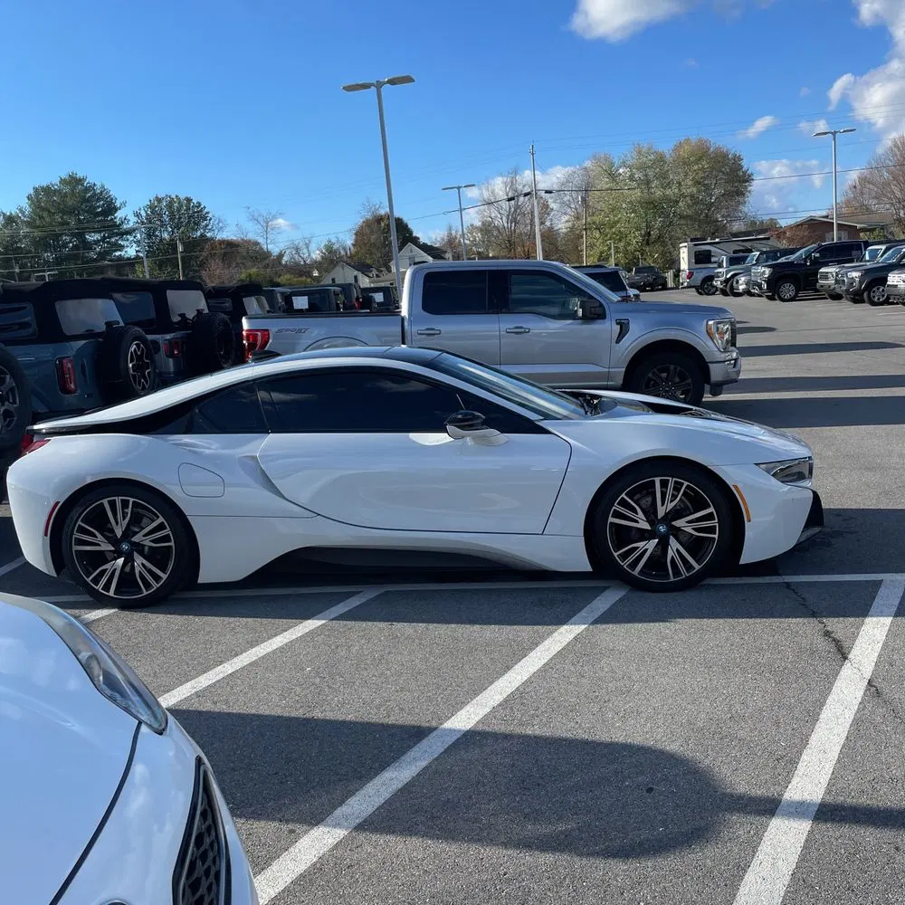 2017 BMW i8