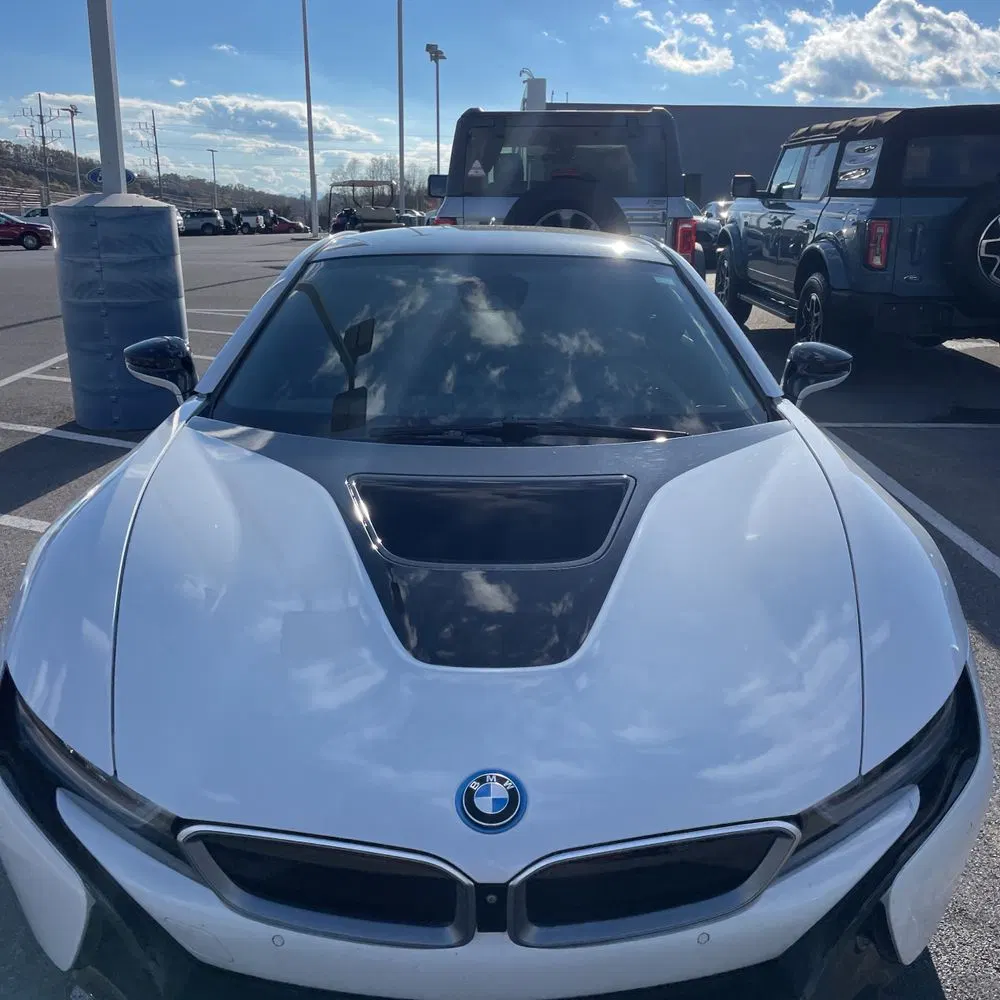 2017 BMW i8