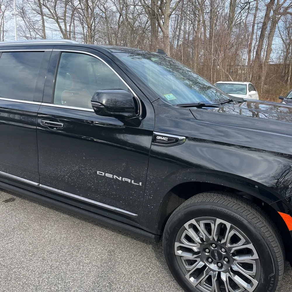 2023 GMC Yukon XL Denali Ultimate