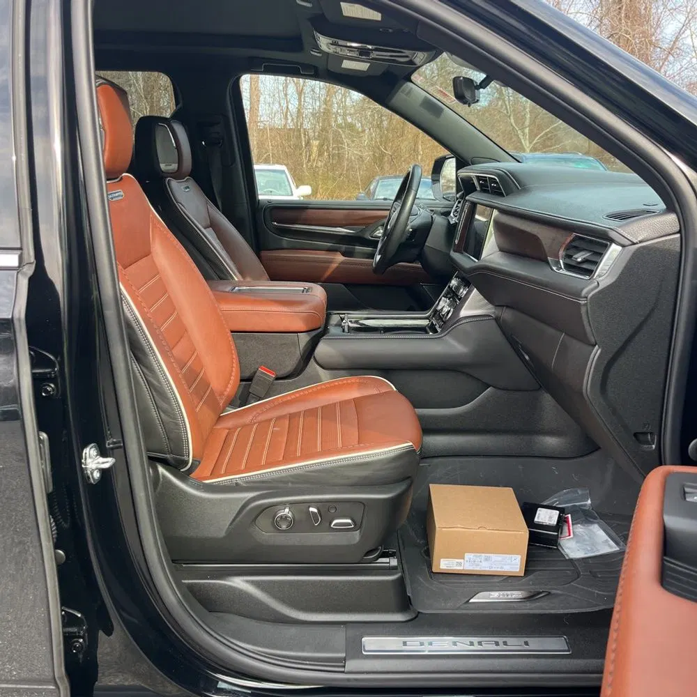 2023 GMC Yukon XL Denali Ultimate