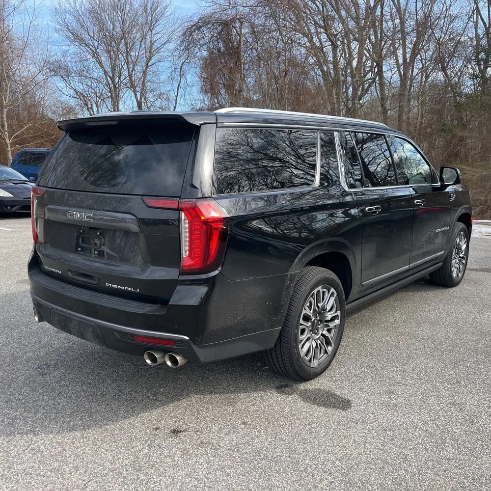 2023 GMC Yukon XL Denali Ultimate