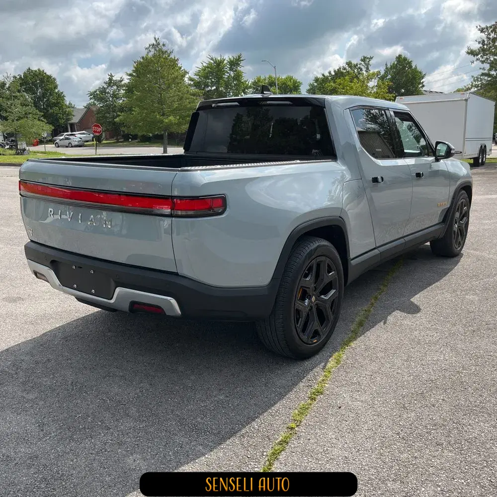 2022 Rivian R1T Adventure