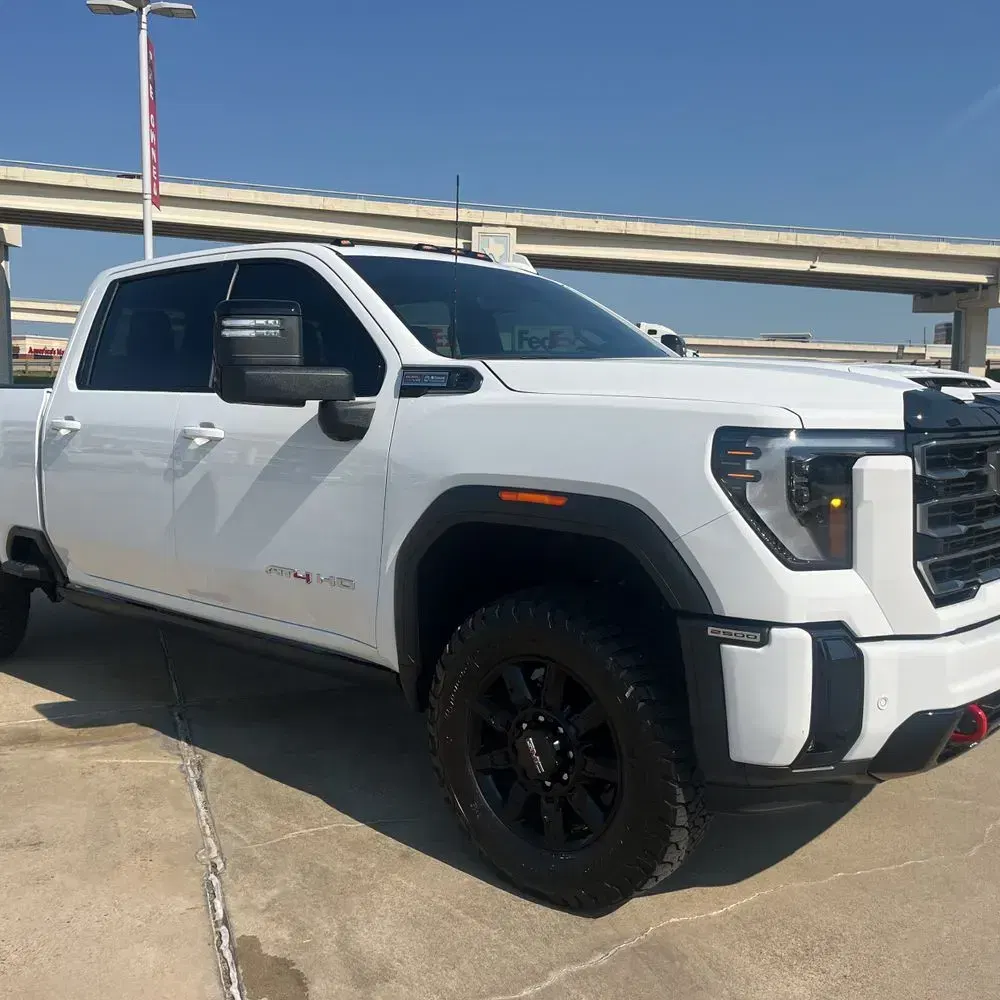 2025 GMC Sierra 2500HD AT4