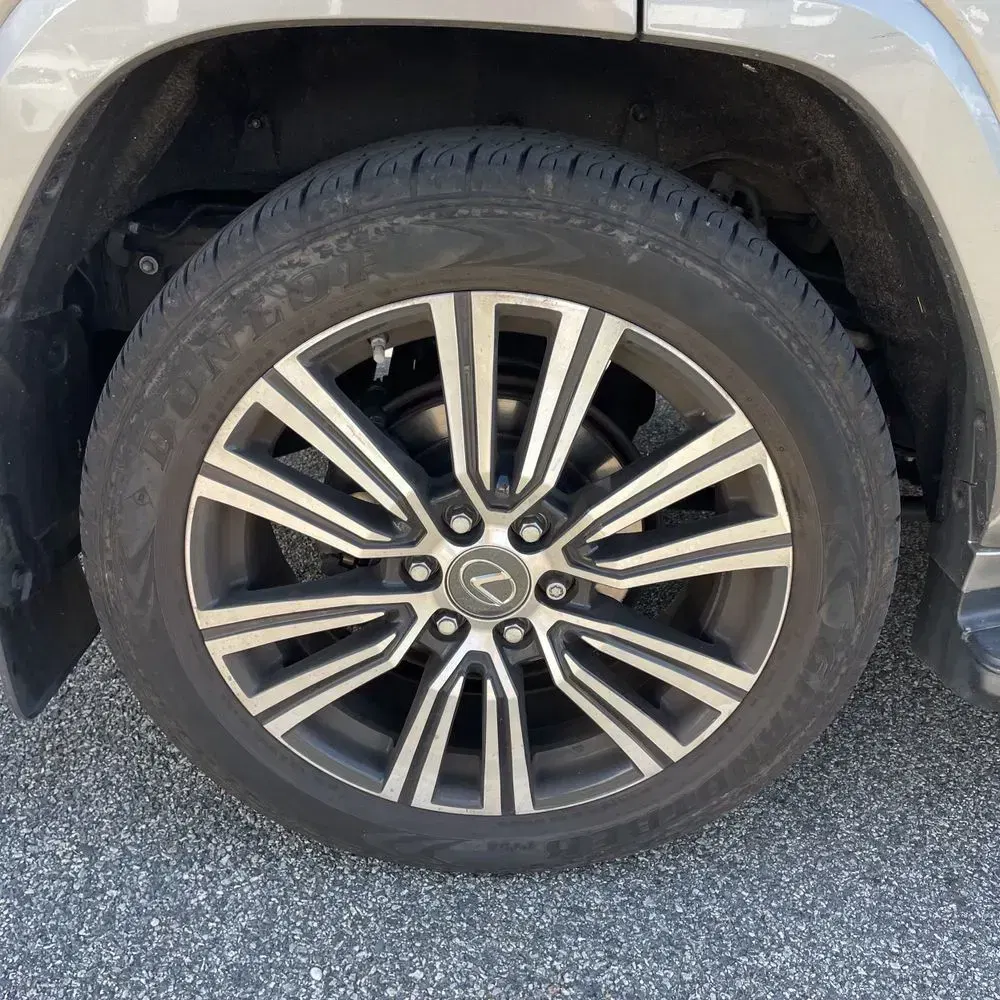 2023 Lexus LX 600 Luxury