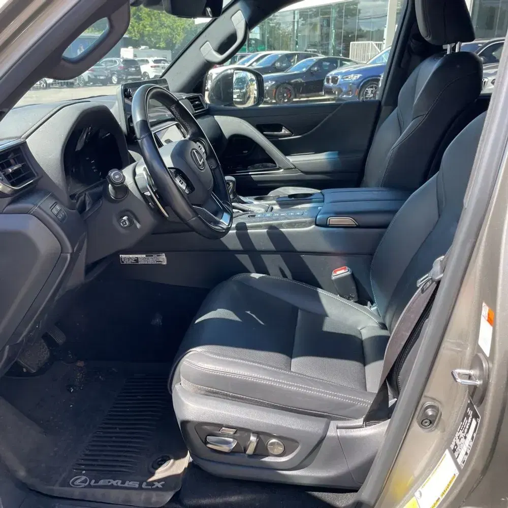 2023 Lexus LX 600 Luxury
