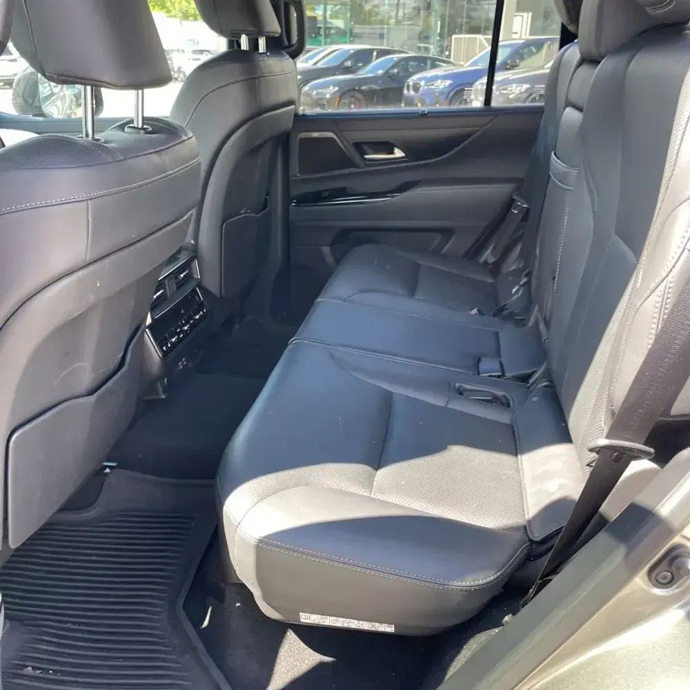 2023 Lexus LX 600 Luxury