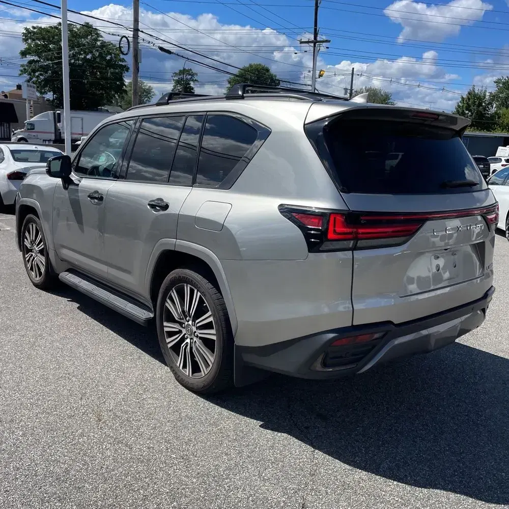 2023 Lexus LX 600 Luxury