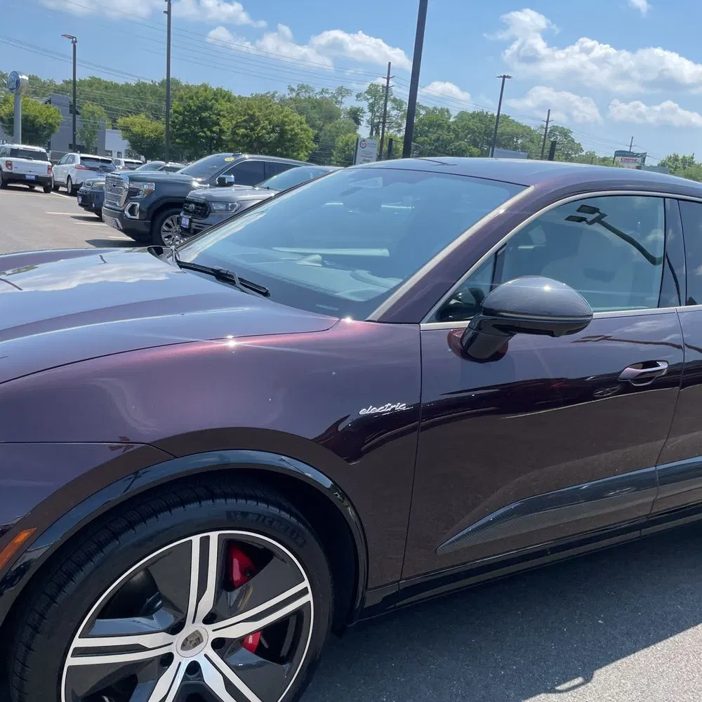 2025 Porsche Macan Turbo Electric