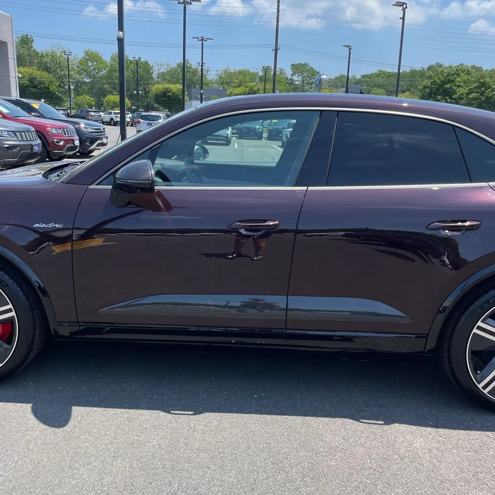 2025 Porsche Macan Turbo Electric