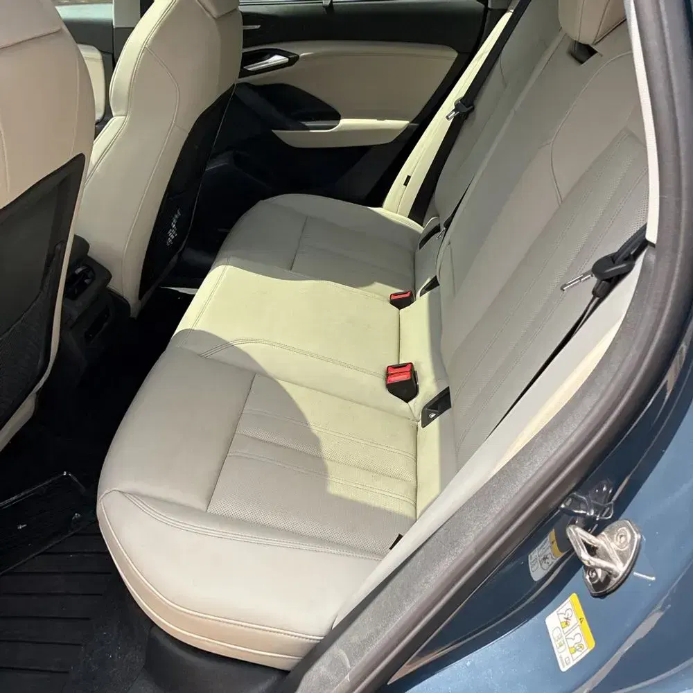 2025 Audi Q6 e-tron Prestige