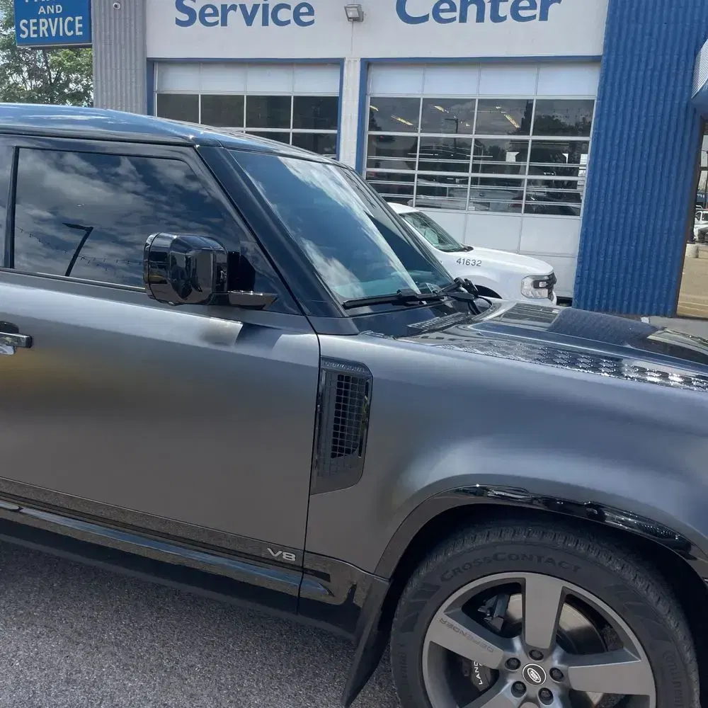 2024 Land Rover Defender 90 V8 Carpathian Edition