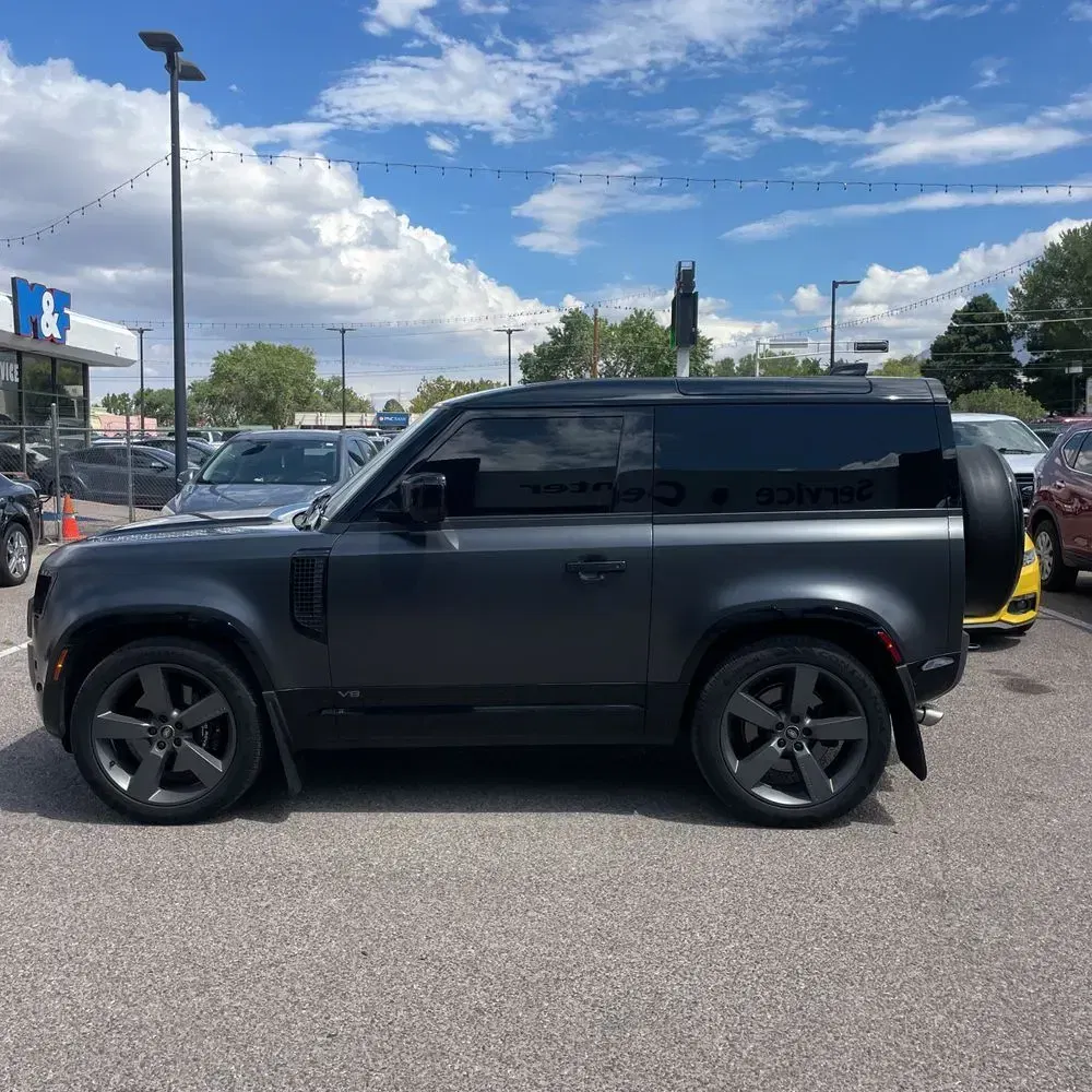 2024 Land Rover Defender 90 V8 Carpathian Edition
