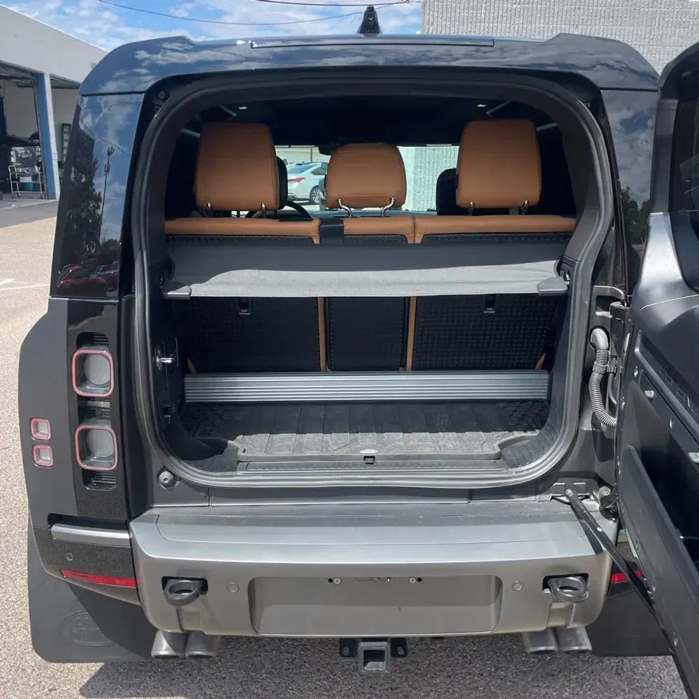 2024 Land Rover Defender 90 V8 Carpathian Edition