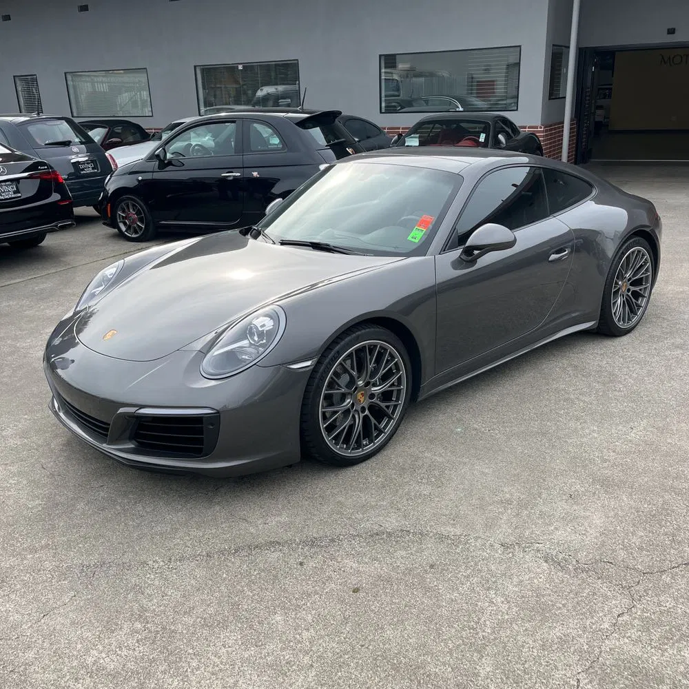 2018 Porsche 911 Carrera 4