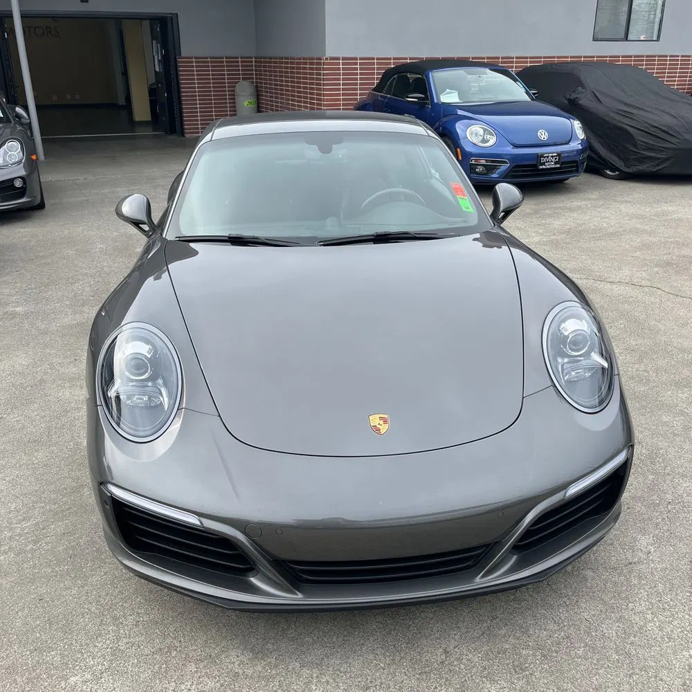 2018 Porsche 911 Carrera 4
