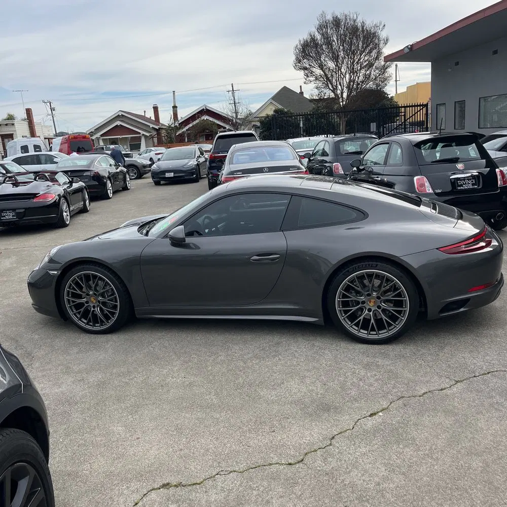 2018 Porsche 911 Carrera 4
