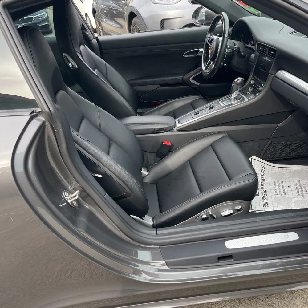 2018 Porsche 911 Carrera 4