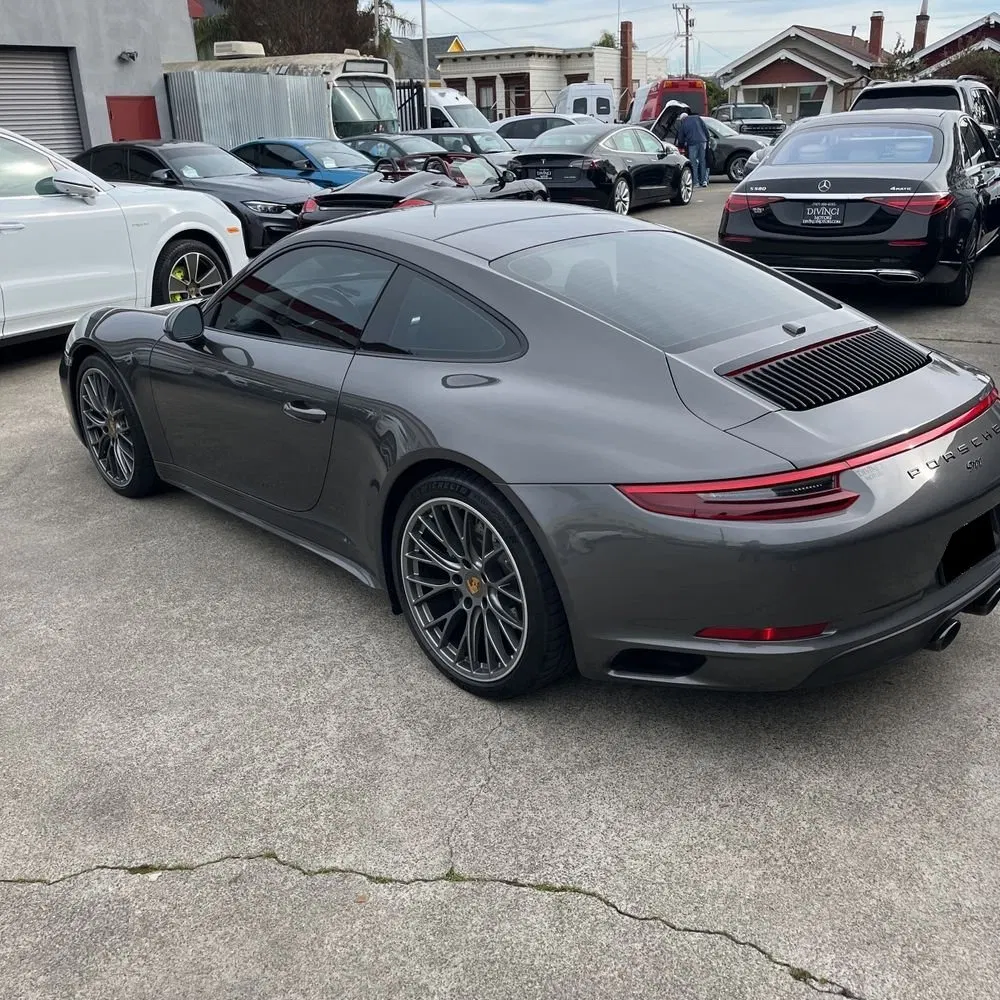 2018 Porsche 911 Carrera 4