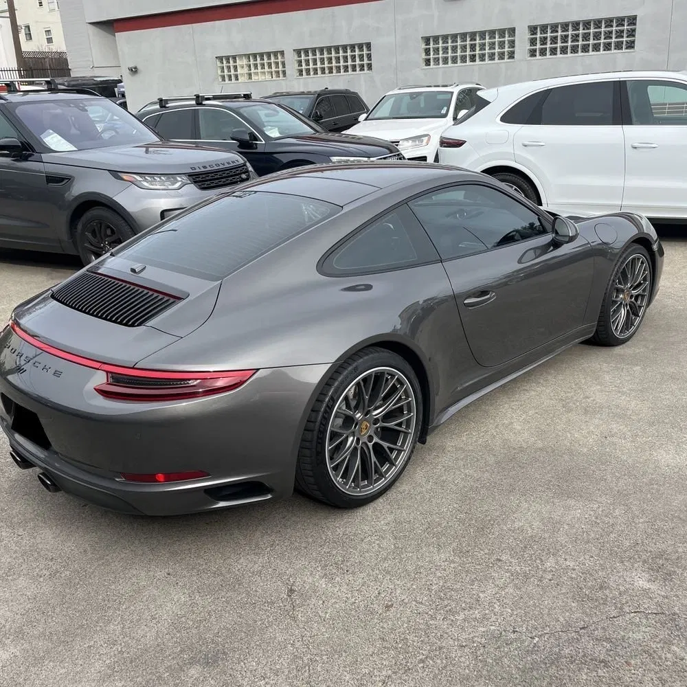 2018 Porsche 911 Carrera 4