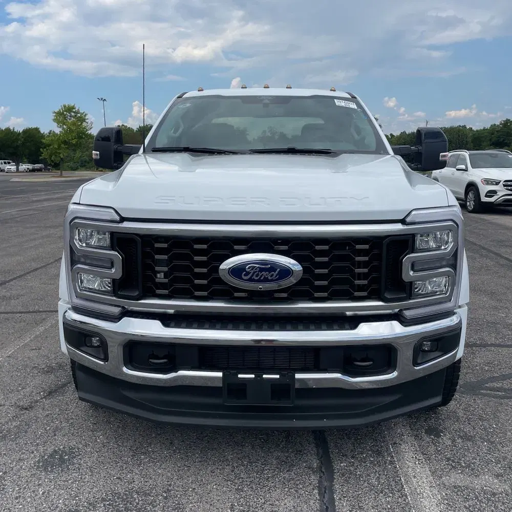 2025 Ford F-450 Super Duty Lariat