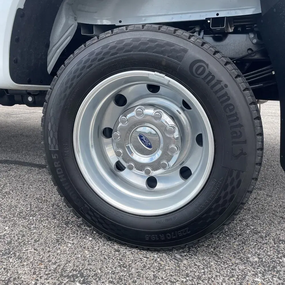 2025 Ford F-450 Super Duty Lariat