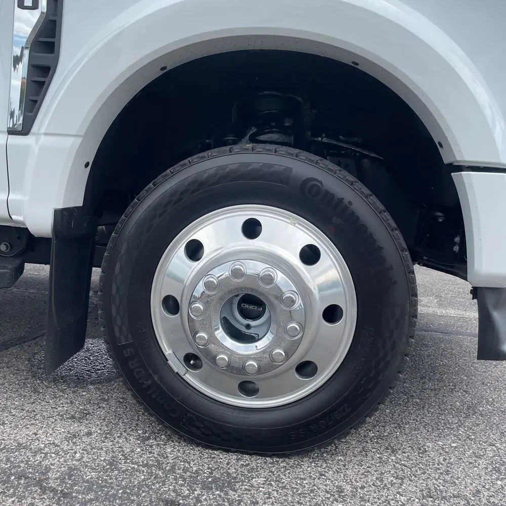 2025 Ford F-450 Super Duty Lariat