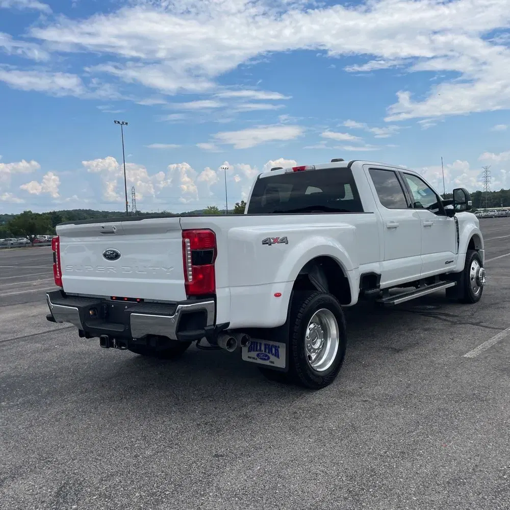 2025 Ford F-450 Super Duty Lariat
