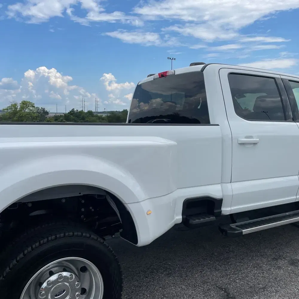 2025 Ford F-450 Super Duty Lariat