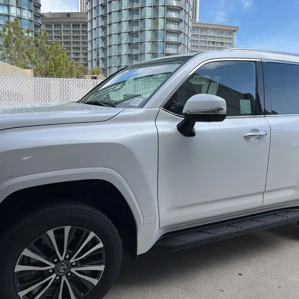 2025 Lexus LX-Series LX600 Premium