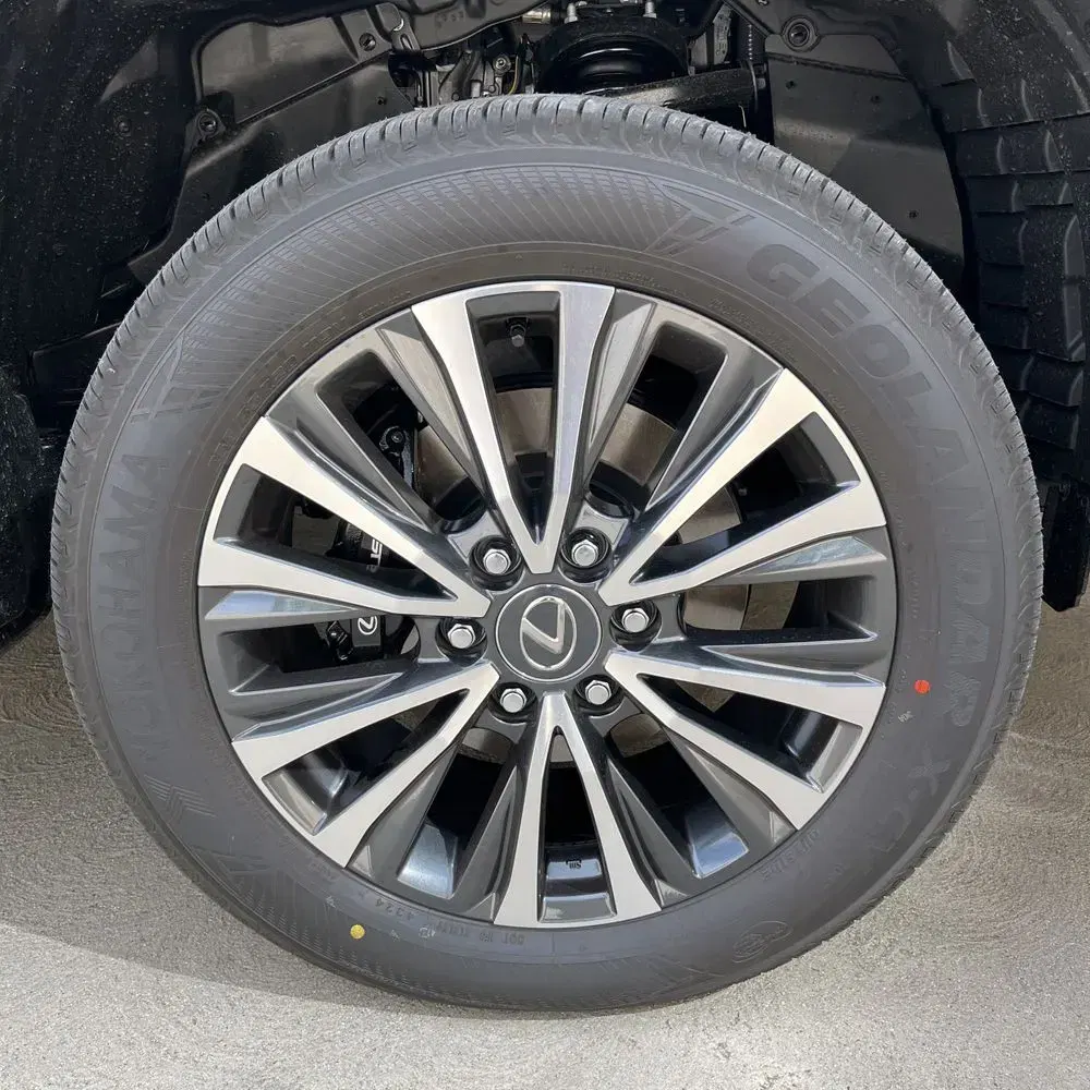 2025 Lexus LX-Series LX600 Premium